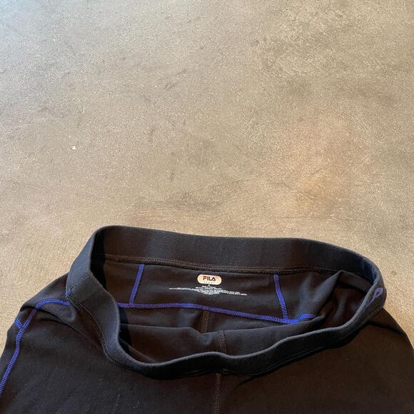 Fila Capri Leggings Size Medium - Picture 3 of 4